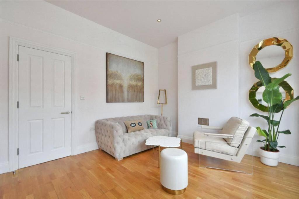 Luxury 3 Bed Apartment - Huge Outdoor Terrace & Amazing Transport Links Londres Extérieur photo